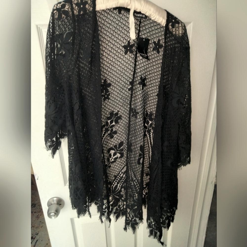 Black Lace Kimono Cardigan Open Front Size 00 Or 10/12 In Womens NWT Torrid